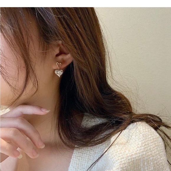 18k Gold Plated Heart Cubic Zirconia Drop Earrings Women Statement Earrings - Picture 4 of 6